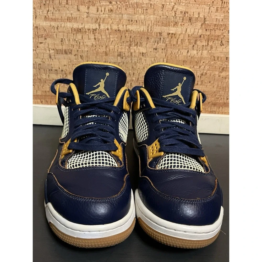 Nike Air Jordan 4 Retro 